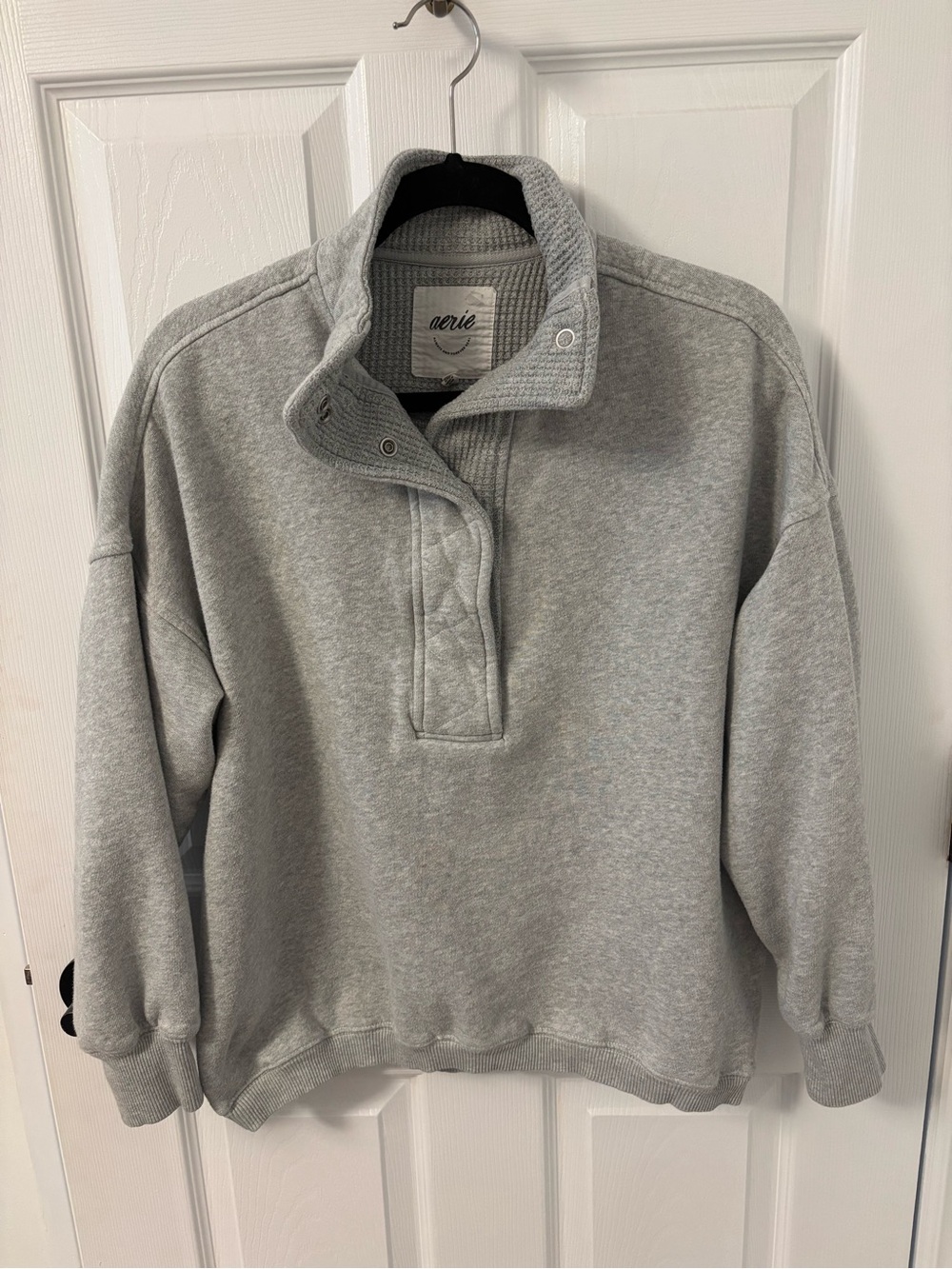aerie Men's Light Grey Zip-Snap Quarter Pullover Sweater